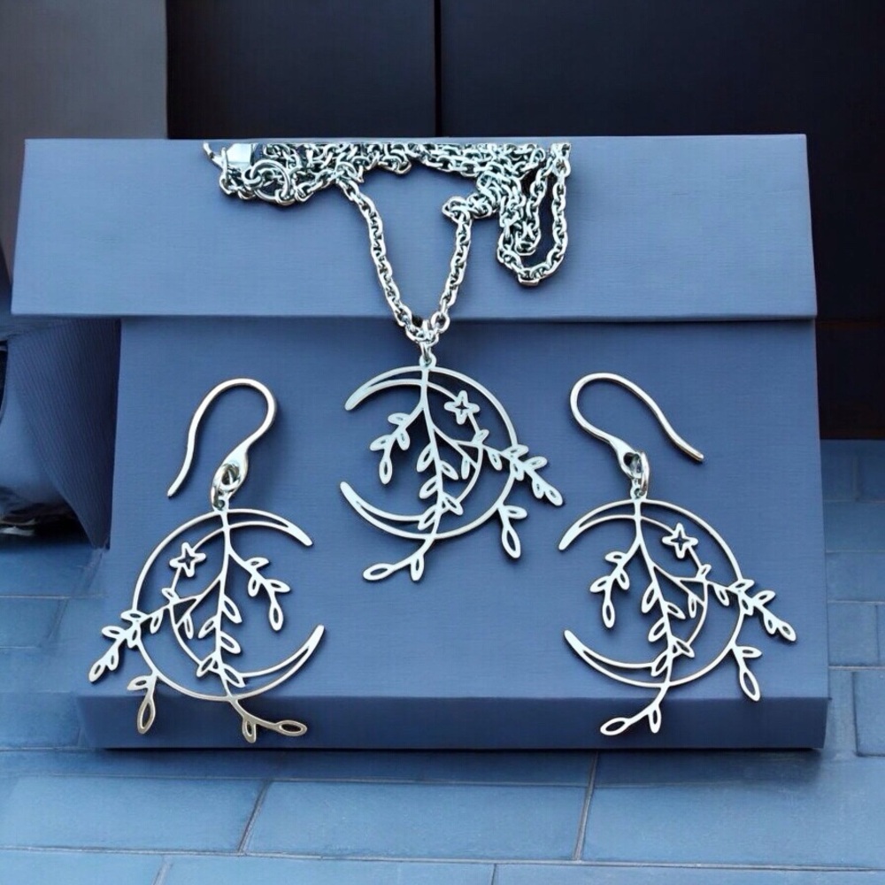 🆕 Growth Laser Cut Necklace and Earrings Set Stainless Steel